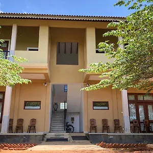 3* Hotel Castle Rock Sigiriya